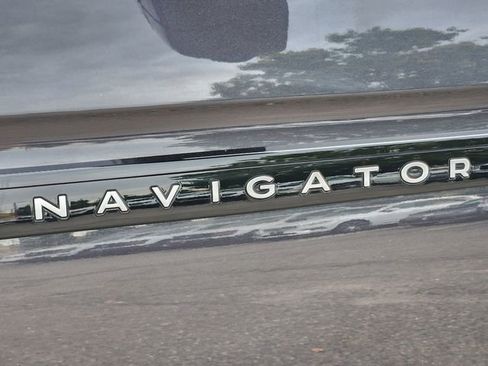 New 2025 Lincoln Navigator L Black Label image 17