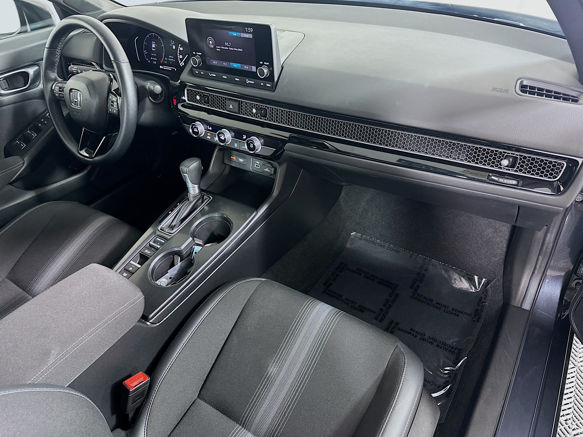 Used 2024 Honda Civic Sport image 29