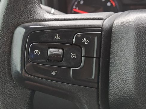 Used 2024 Chevrolet Silverado 1500 Custom image 18