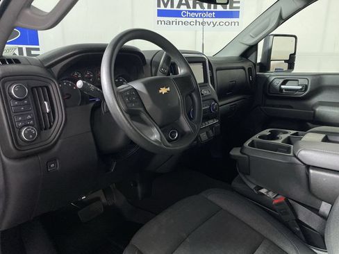 Used 2025 Chevrolet Silverado 2500 Custom w/ Custom Value Package AWD/4WD image 15