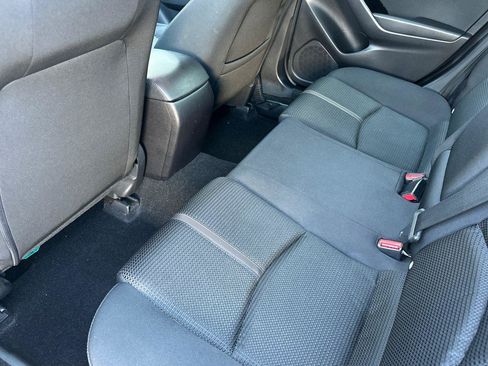 Used 2018 MAZDA MAZDA3 Sport w/ Preferred Equipment Package image 12