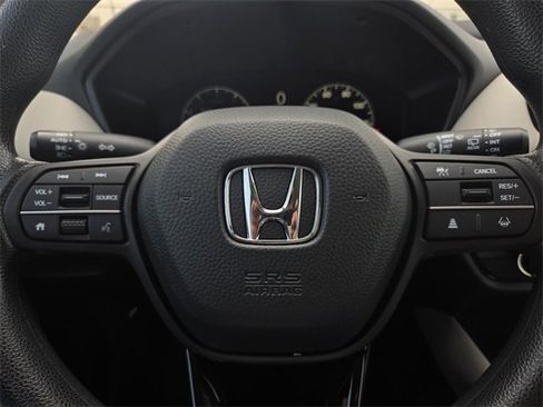 Used 2023 Honda HR-V LX image 26