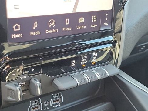New 2026 RAM 1500 Big Horn AWD/4WD image 32