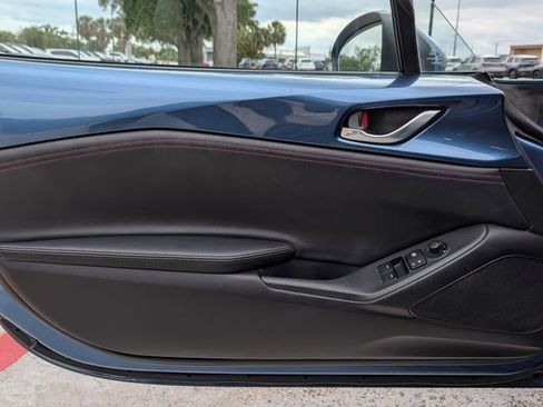 Used 2019 MAZDA MX-5 Miata Grand Touring RWD image 10