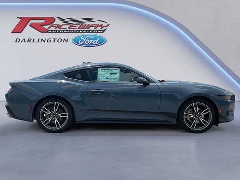 New 2025 Ford Mustang EcoBoost Fastback image 6