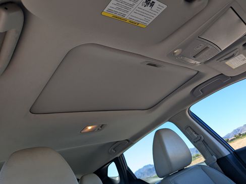 Used 2022 Nissan Rogue Sport SL w/ Premium Package image 10