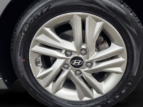 Used 2019 Hyundai Elantra SEL w/ Cargo Package FWD image 33