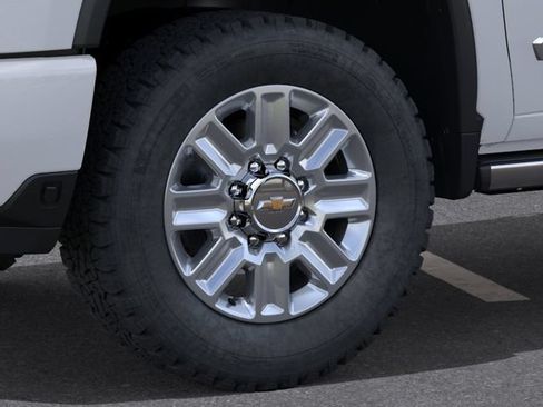 New 2026 Chevrolet Silverado 2500 High Country w/ High Country Premium Package AWD/4WD image 9