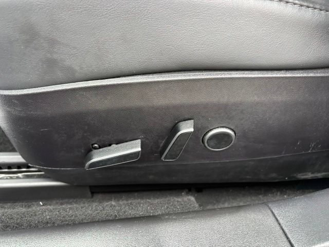 Used 2021 Tesla Model 3 Standard Range Plus RWD image 19