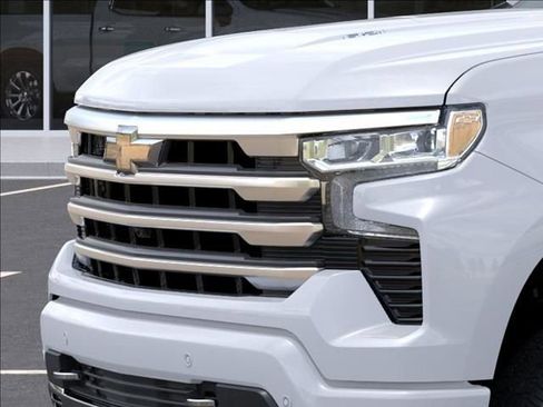 New 2026 Chevrolet Silverado 1500 High Country AWD/4WD image 13