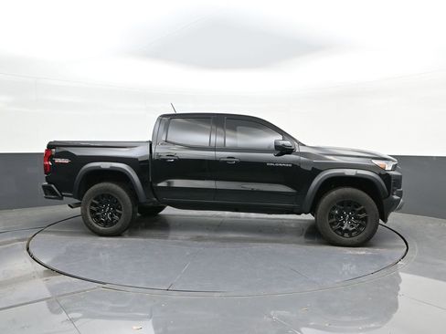 Used 2025 Chevrolet Colorado Trail Boss image 23