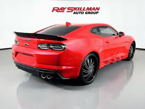 Used 2020 Chevrolet Camaro LT w/ RS Package RWD image 7
