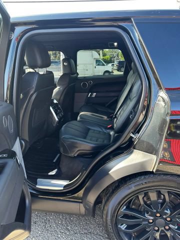 Used 2017 Land Rover Range Rover Sport HSE Dynamic AWD/4WD image 16