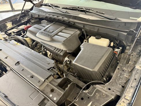 Used 2021 Nissan Titan S w/ S Utility Package RWD image 18