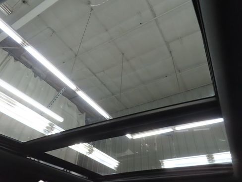 Used 2025 Ford F150 Lariat w/ Bed Utility Package image 29