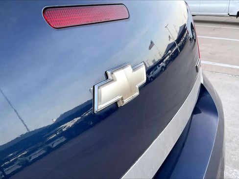 Used 2010 Chevrolet Impala LS image 28