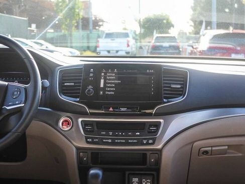 Used 2019 Honda Pilot EX image 18
