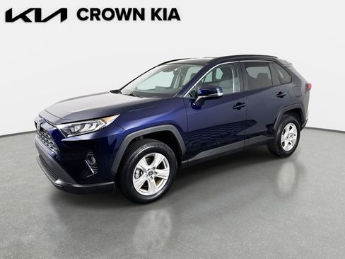 Used 2021 Toyota RAV4 XLE image 1