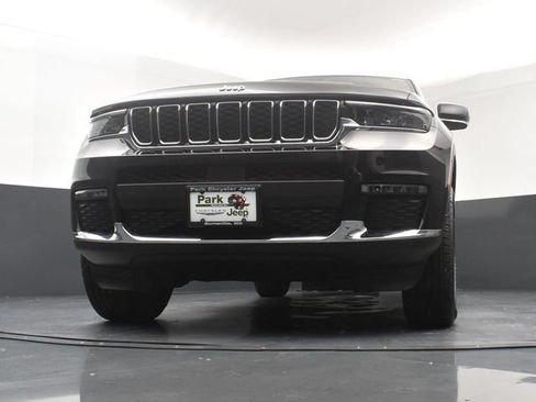 Used 2025 Jeep Grand Cherokee L Limited w/ Trailer Tow Package AWD/4WD image 20