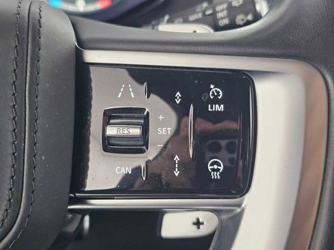 Used 2023 Land Rover Range Rover SE image 28