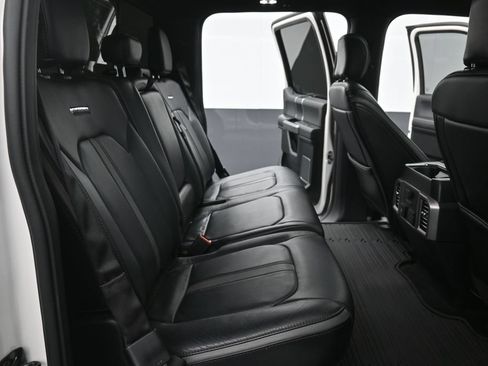 Used 2018 Ford F150 Platinum w/ Equipment Group 701A Luxury AWD/4WD image 10