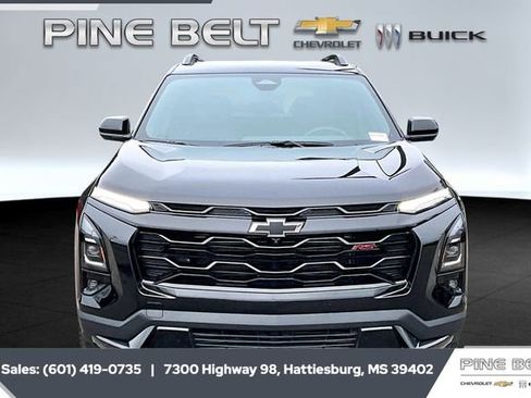 Used 2025 Chevrolet Equinox RS w/ Safety and Technology Package image 3
