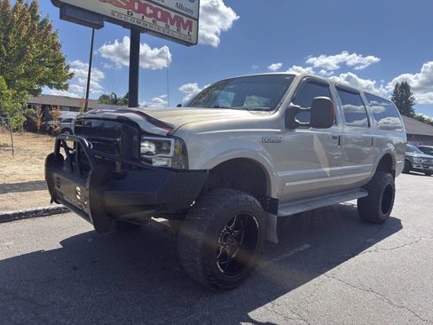 Used 2005 Ford Excursion Limited AWD/4WD image 1