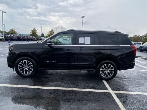Certified 2025 Ford Expedition Platinum AWD/4WD image 4