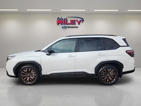 Used 2026 Subaru Forester Sport w/ Sport Package image 2