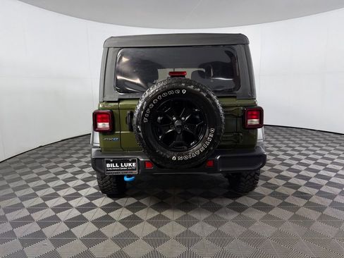 Used 2023 Jeep Wrangler Unlimited w/ Cold Weather Group image 8