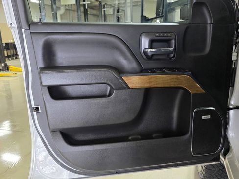 Used 2018 Chevrolet Silverado 3500 LTZ w/ Duramax Plus Package image 21