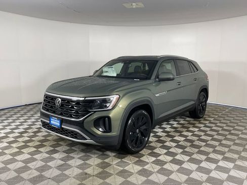 New 2026 Volkswagen Atlas Cross Sport SE AWD/4WD image 1