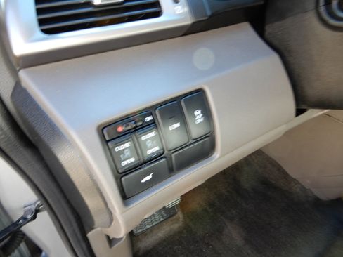 Used 2016 Honda Odyssey EX-L image 17