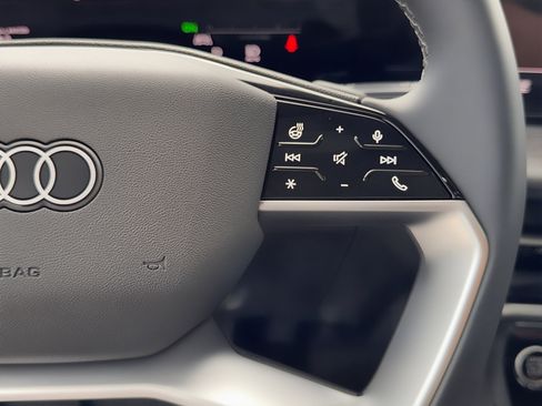 New 2025 Audi Q5 Premium Plus image 22