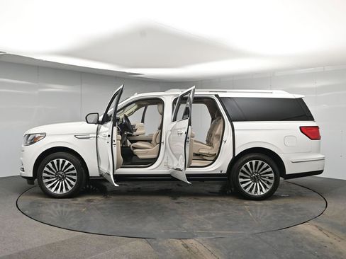 Used 2021 Lincoln Navigator L Reserve w/ Luxury Package image 52