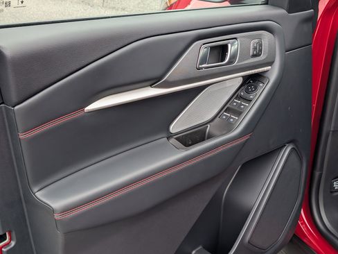 New 2026 Ford Explorer ST w/ Sun And Sound Package image 17