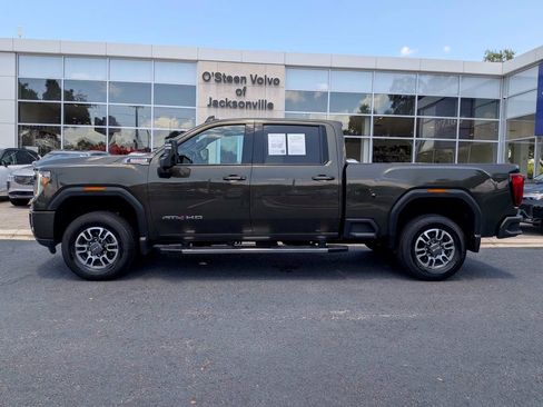 Used 2022 GMC Sierra 3500 AT4 w/ AT4 Preferred Package AWD/4WD image 3