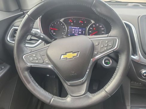 Used 2020 Chevrolet Equinox LT image 24