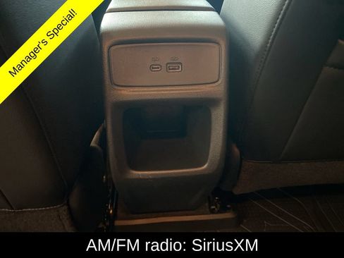 Used 2025 Chevrolet Trax ACTIV w/ Sunroof Package FWD image 11