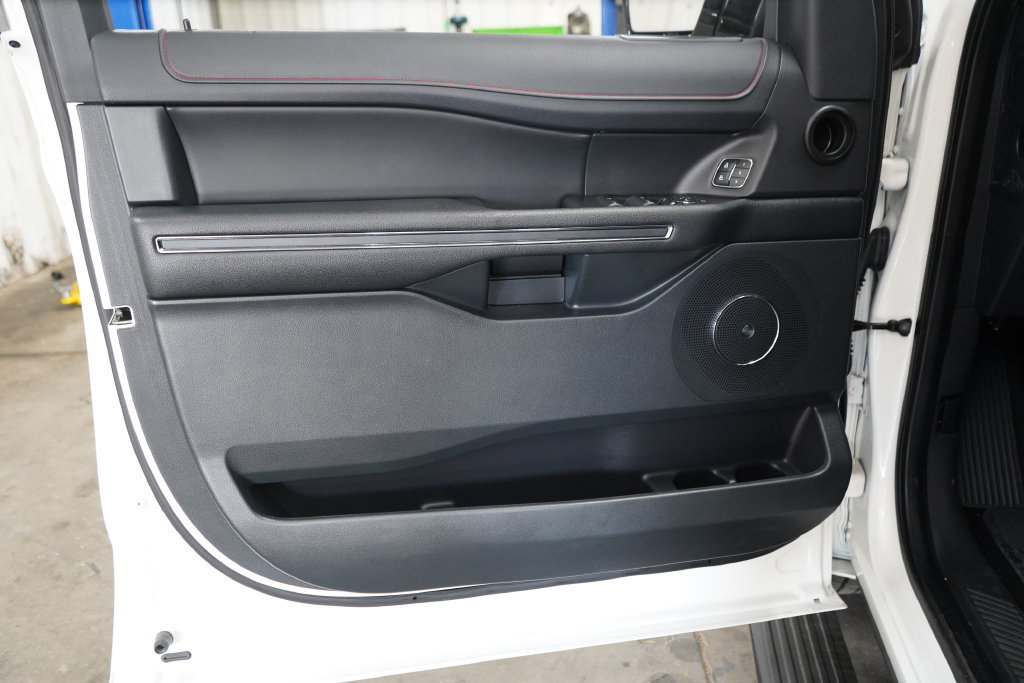 Certified 2022 Ford Expedition Limited AWD/4WD image 17