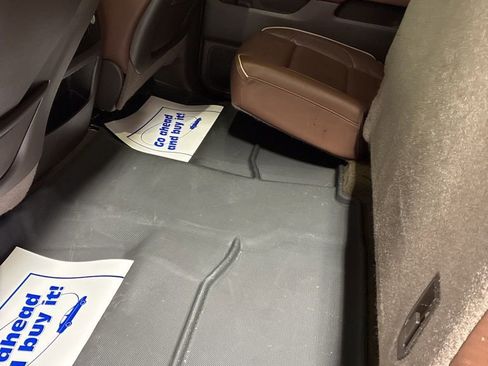 Used 2015 Chevrolet Silverado 1500 High Country w/ High Country Premium Package image 24