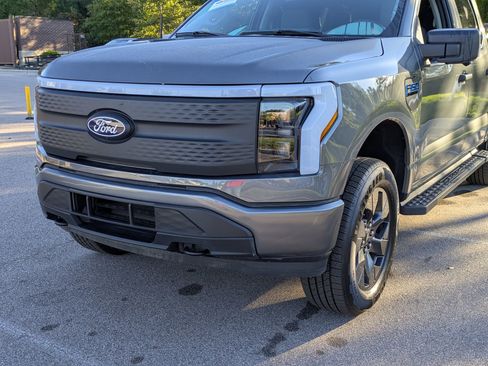 Certified 2024 Ford F150 Lightning XLT image 10