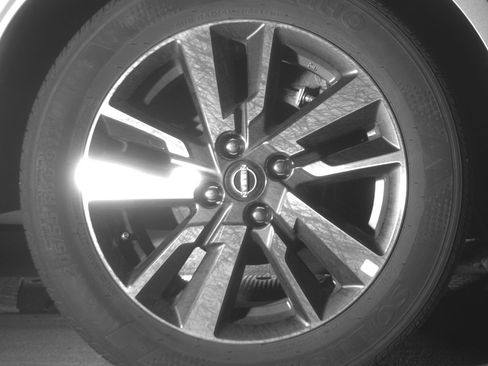 Used 2025 Nissan Versa SV image 15