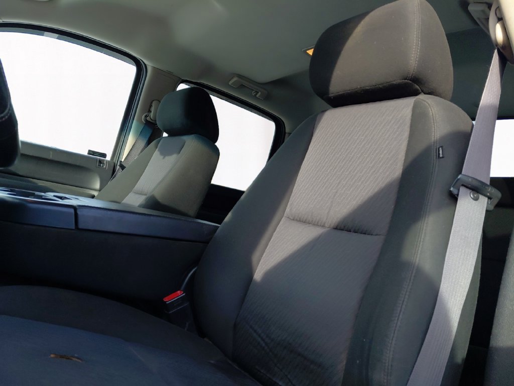 Used 2011 Chevrolet Silverado 1500 LT w/ All-Star Edition AWD/4WD image 9