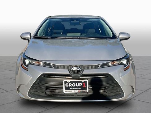 Used 2024 Toyota Corolla LE FWD image 4