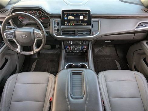 Used 2021 Chevrolet Suburban Z71 w/ Z71 Signature Package image 20