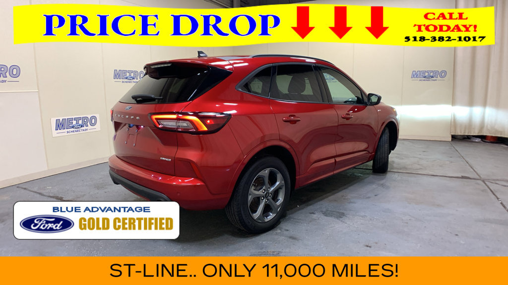 Certified 2024 Ford Escape ST-Line w/ Tech Pack #1 AWD/4WD image 3