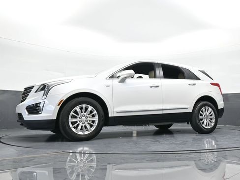 Used 2019 Cadillac XT5 FWD image 58