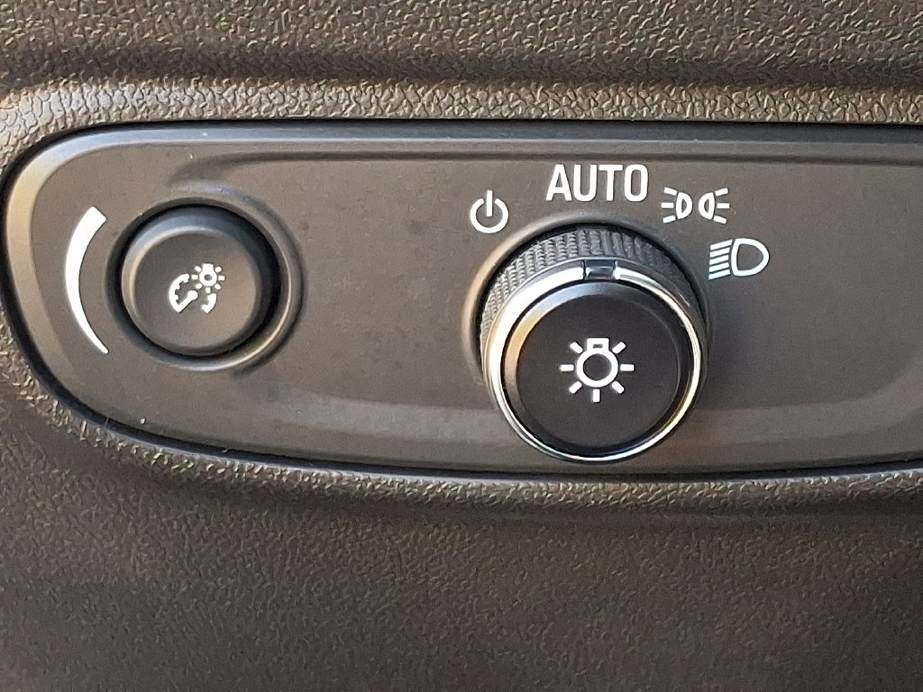 Certified 2023 Chevrolet Equinox RS AWD/4WD image 25