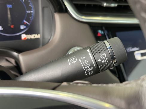 Used 2013 Cadillac XTS Platinum image 25